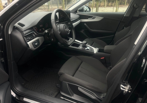 Audi A4 cena 149900 przebieg: 50030, rok produkcji 2022 z Międzychód małe 631